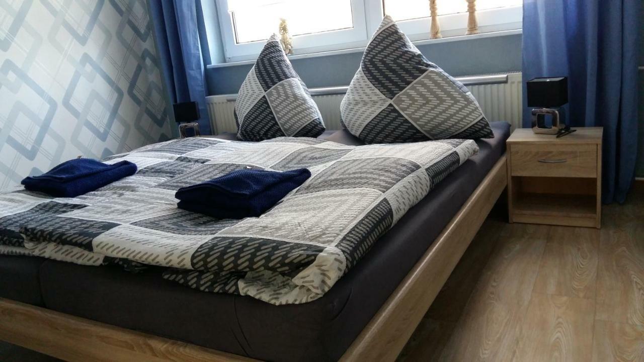 Ferienwohnung "Am Schlosspark" Neetzow Εξωτερικό φωτογραφία